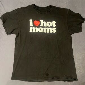 Vintage I Love Hot Moms Tee